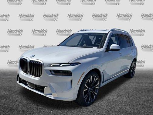 2025 BMW X7 xDrive40i