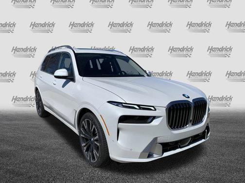 2025 BMW X7 xDrive40i