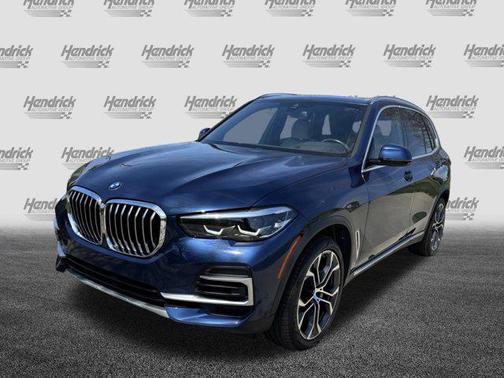 Phytonic Blue Metallic 2023 BMW X5 sDrive40i