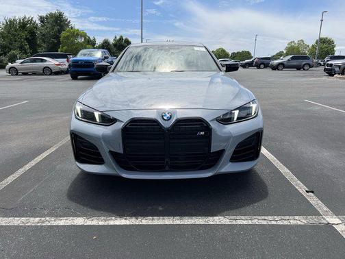 2025 BMW M440 i