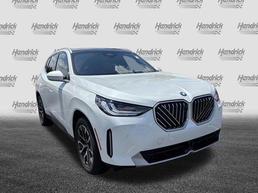 Mineral White Metallic 2025 BMW X3 30 xDrive