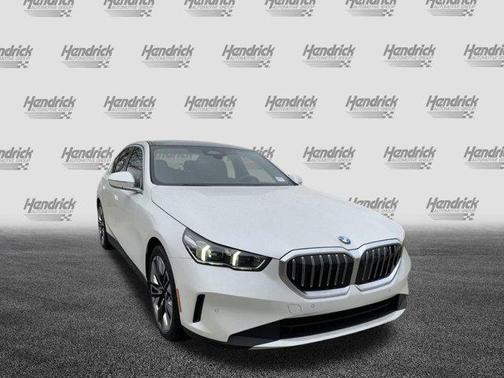 2025 BMW 530 i