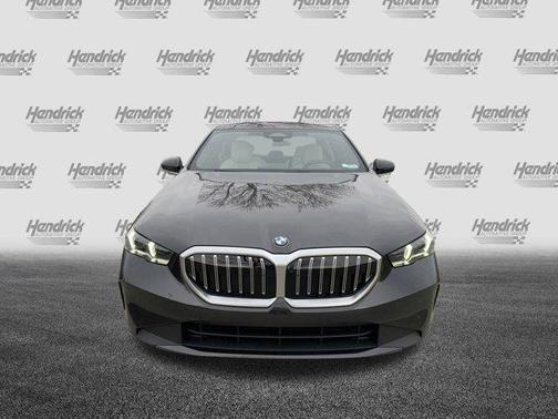 2025 BMW 530 i