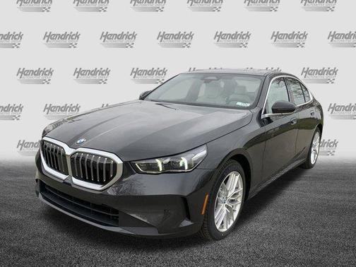 2025 BMW 530 i