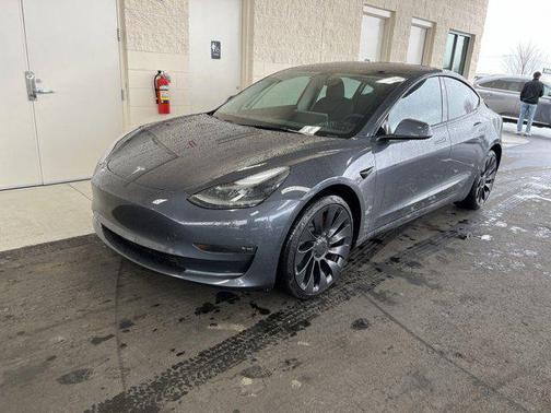 2023 Tesla Model 3 Performance