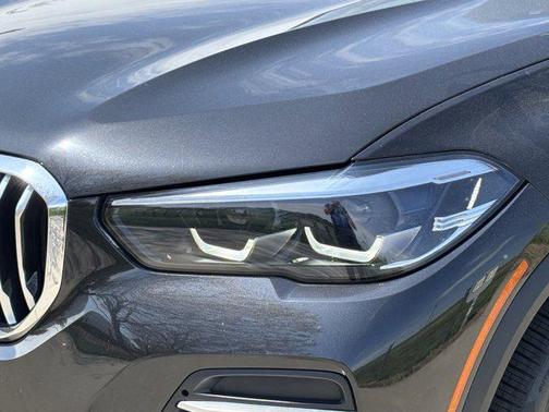 Black Sapphire Metallic 2023 BMW X5 sDrive40i