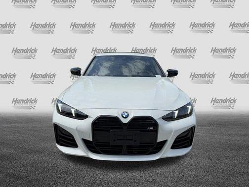 Alpine White 2026 BMW M440 i xDrive