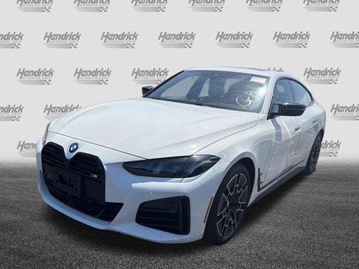 Alpine White 2026 BMW M440 i xDrive