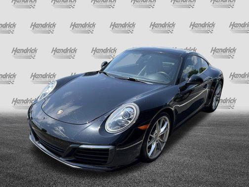 2017 Porsche 911 Carrera