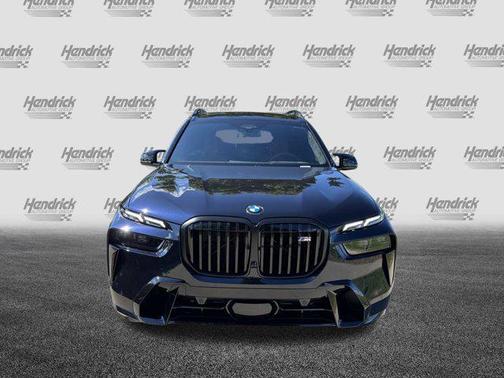 2026 BMW X7 M60i