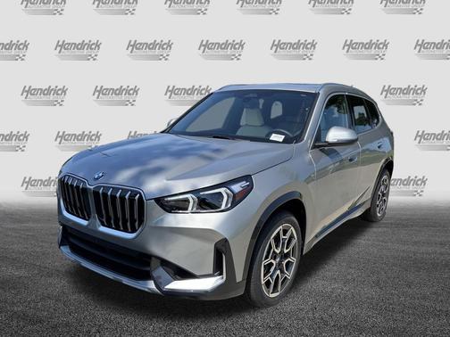 Space Silver Metallic 2027 BMW X1 xDrive28i
