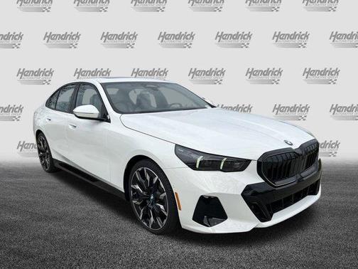2024 BMW 530 i