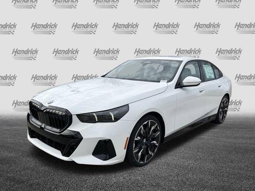2024 BMW 530 i