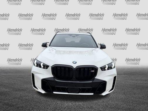 2024 BMW X5 M60i