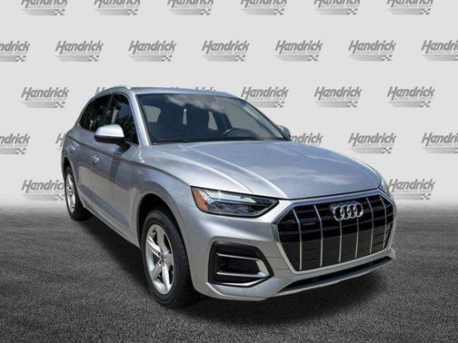 2022 Audi Q5 40 Premium