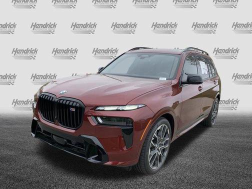 2025 BMW X7 M60i