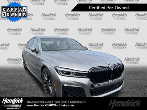 2022 BMW 740 i