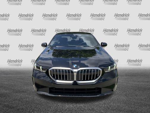 2024 BMW 530 i xDrive