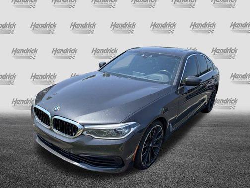 2020 BMW 540 540i