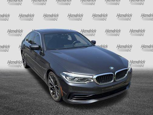 2020 BMW 540 540i