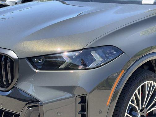 Dravit Grey Metallic 2026 BMW X5 sDrive40i