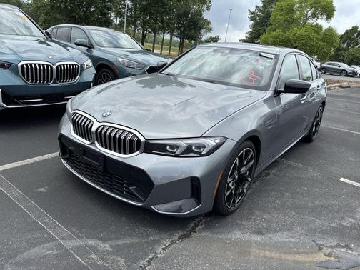 Skyscraper Grey Metallic 2025 BMW 330 330i