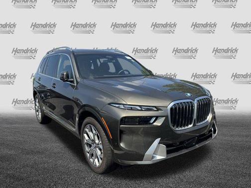 2025 BMW X7 xDrive40i
