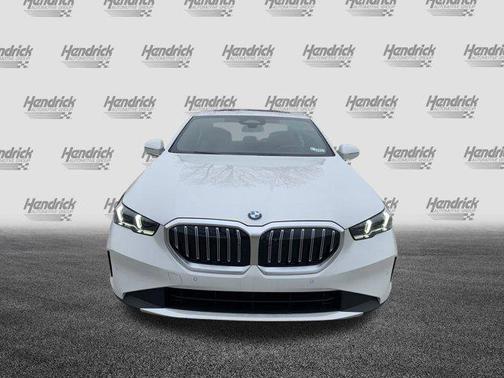 2025 BMW 530 i
