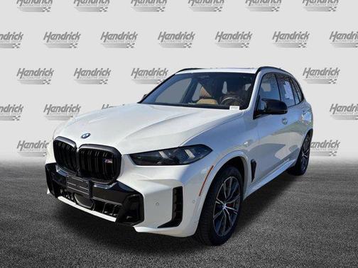 2025 BMW X5 M60i