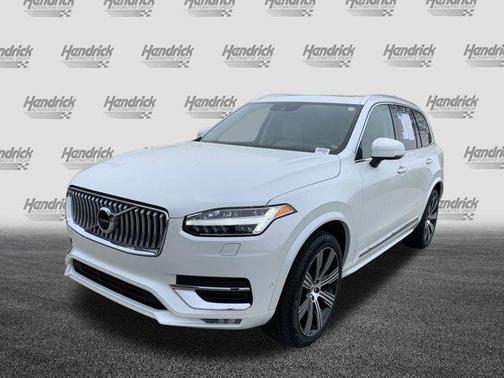 2022 Volvo XC90 T6 Inscription
