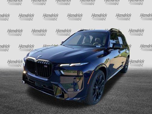 2025 BMW X7 M60i
