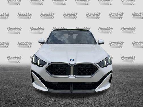 2025 BMW X2 xDrive28i