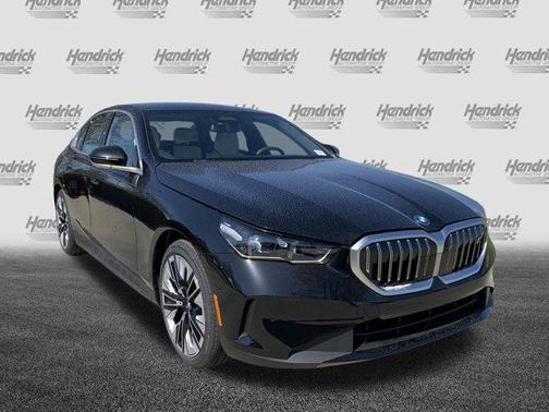 2025 BMW i5 eDrive40