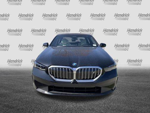 2025 BMW i5 eDrive40