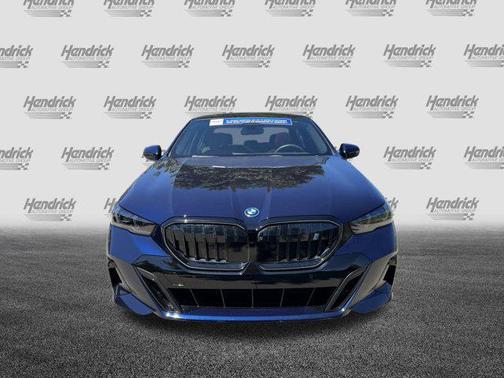 2025 BMW i5 eDrive40