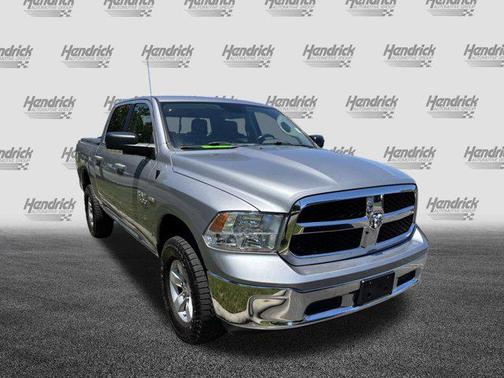 Billet Silver Metallic Clearcoat 2019 RAM 1500 SLT