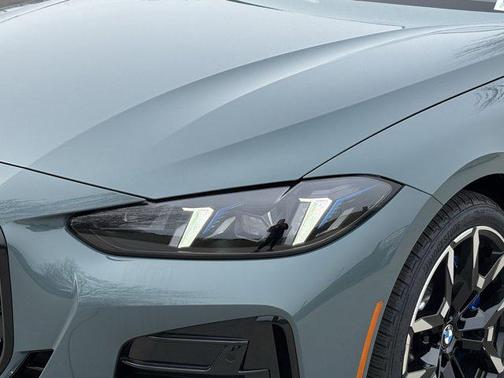 2026 BMW 430 i xDrive