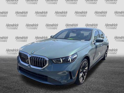 2025 BMW 530 i