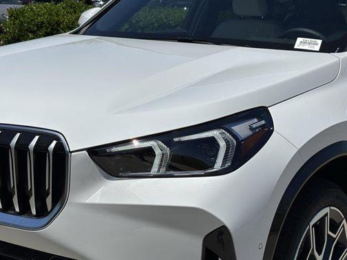 Alpine White 2026 BMW X1 xDrive28i