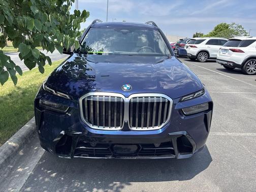 Tanzanite Blue II Metallic 2023 BMW X7 xDrive40i