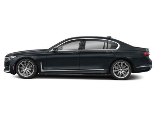 Carbon Black Metallic 2022 BMW 740 i