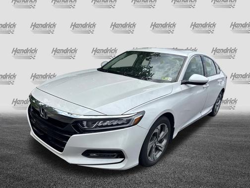 Platinum White Pearl 2018 Honda Accord EX