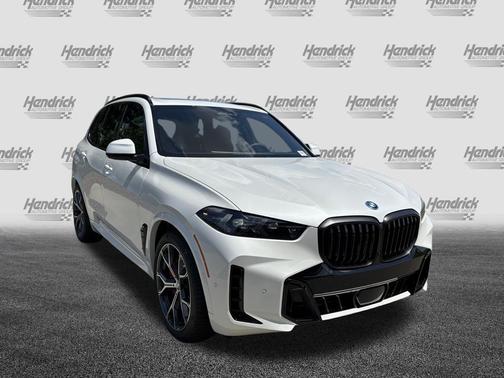 Mineral White Metallic 2026 BMW X5 xDrive50e