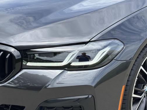 Dark Graphite Metallic 2023 BMW 530 i