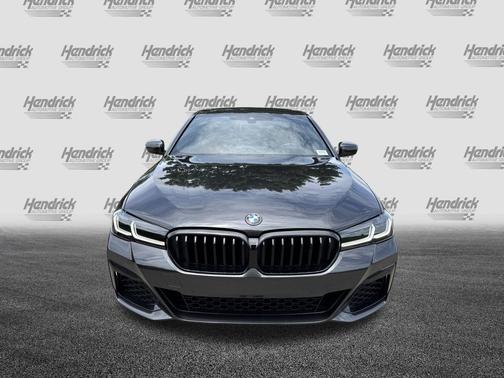 Dark Graphite Metallic 2023 BMW 530 i