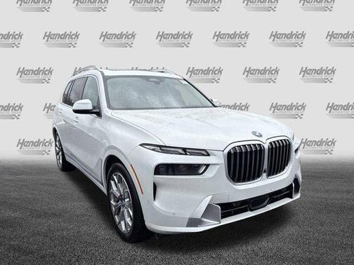 2025 BMW X7 xDrive40i
