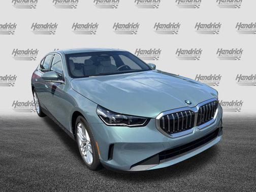 2024 BMW 530 i