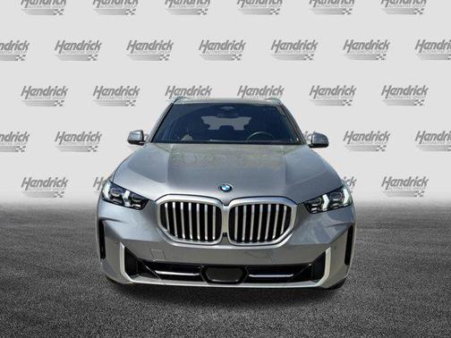 Skyscraper Grey Metallic 2026 BMW X5 sDrive40i