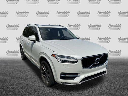 2019 Volvo XC90 T6 Momentum