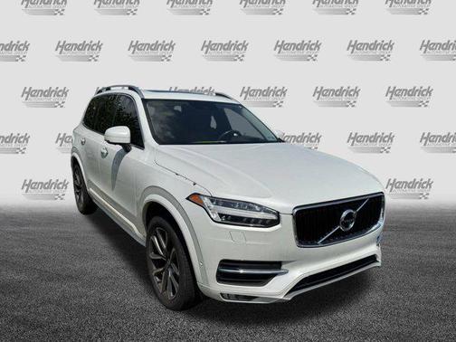 2019 Volvo XC90 T6 Momentum